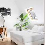 Maison V L 1Br Close To Luxembourg Garden