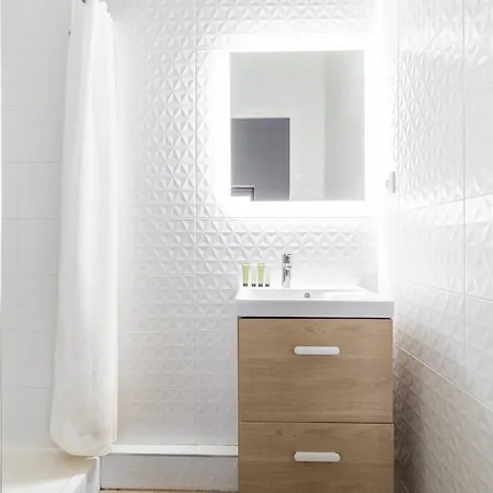 Maison V L 1br Close To Luxembourg Garden Appartamento